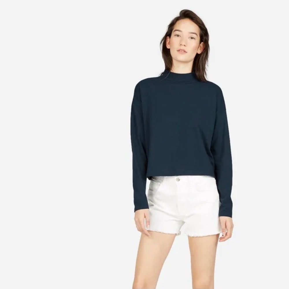 Everlane Square Mockneck Tee in Navy